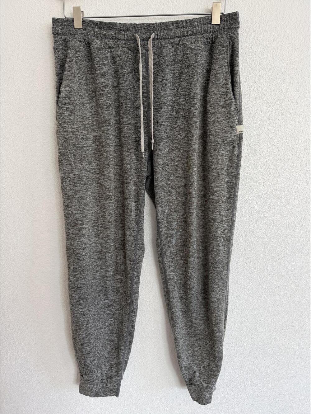 Vuori Performance Jogger in Gray Heather Sz L Activewear Athleisure